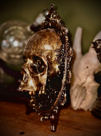 CLASSIC Rame - Cornice barocca con teschio in resina